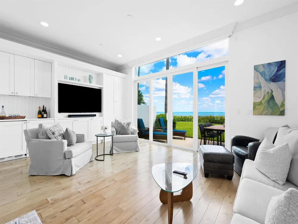 2115 S Ocean Boulevard #10 Delray Beach, FL 33483