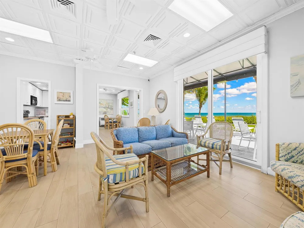 2115 S Ocean Boulevard #10 Delray Beach, FL 33483