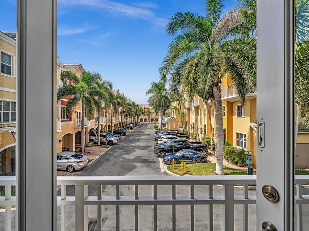 2329 Vintage Drive #2329 Lighthouse Point, FL 33064