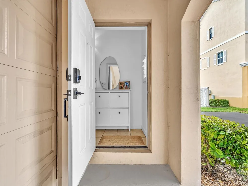 2329 Vintage Drive #2329 Lighthouse Point, FL 33064