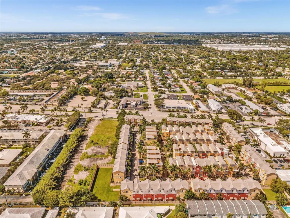 2329 Vintage Drive #2329 Lighthouse Point, FL 33064