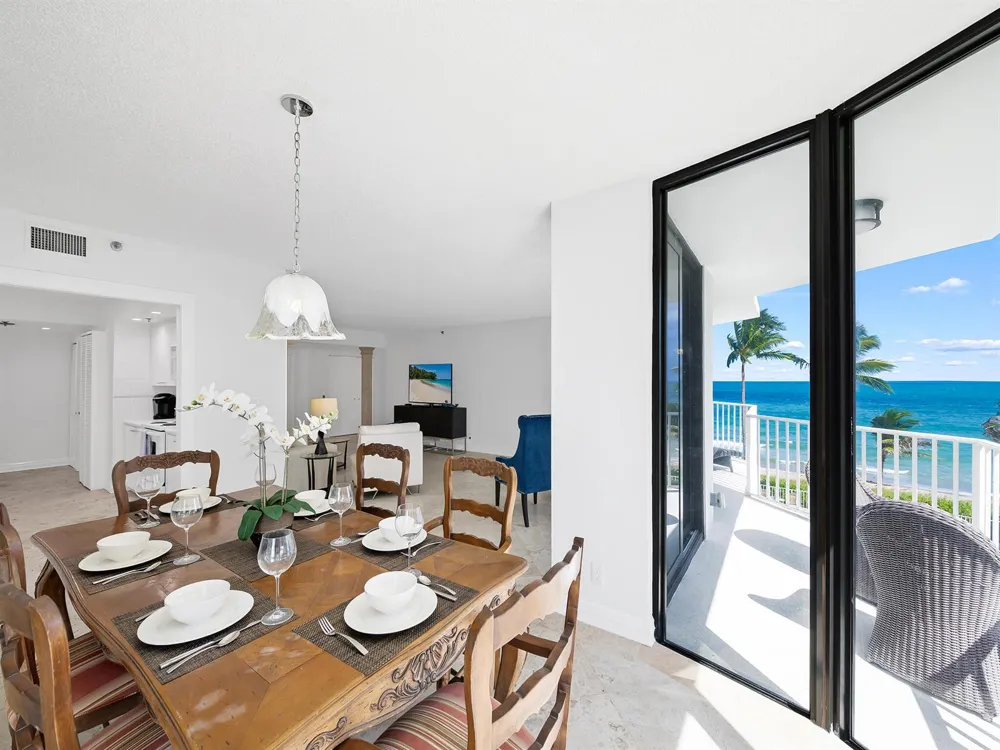 2917 S Ocean Boulevard #304 Highland Beach, FL 33487