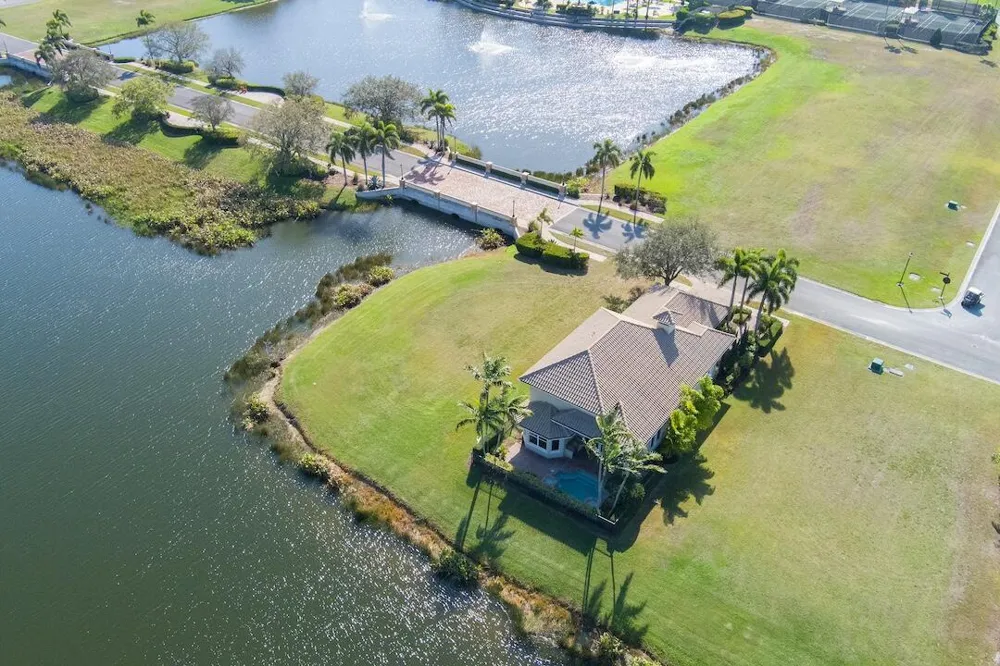 152 SE Santa Gardenia Port St. Lucie, FL 34984