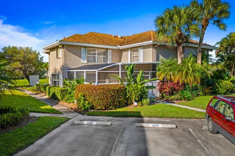 3389 SW Sunset Trace Circle