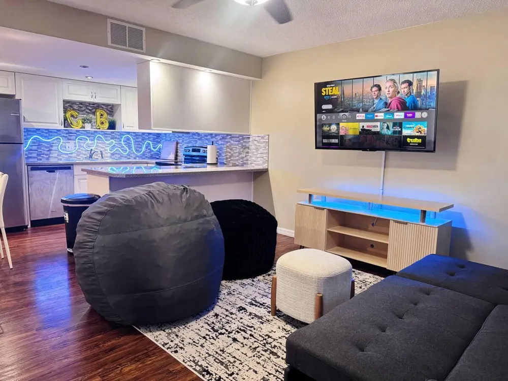 108 Lacosta Lane #611 