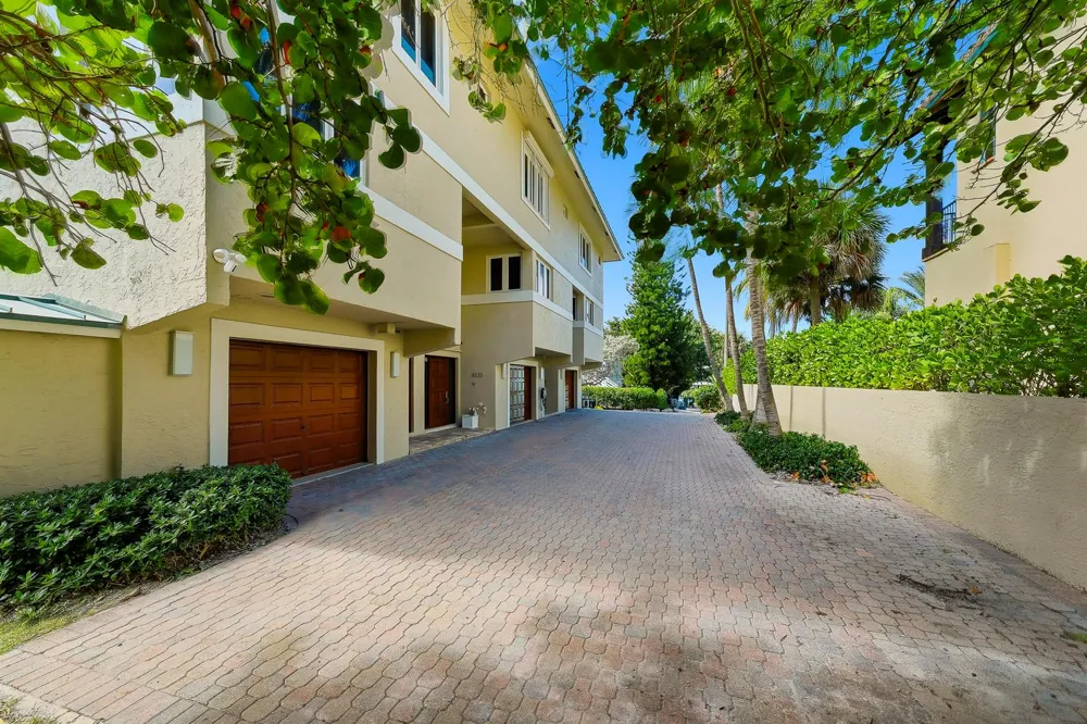 4535 Coquina Road Ocean Ridge, FL 33435
