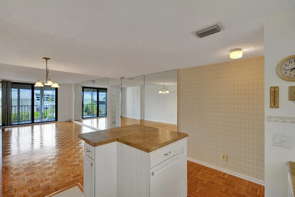 890 Federal Highway #410 Lantana, FL 33462