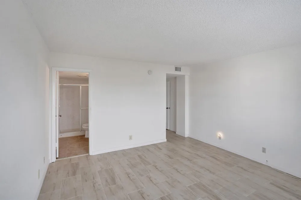 890 Federal Highway #410 Lantana, FL 33462