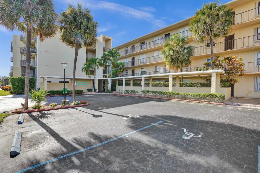 890 Federal Highway #410 Lantana, FL 33462