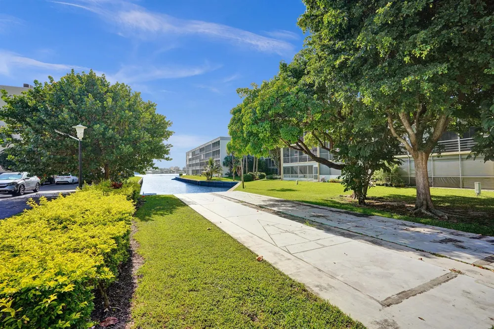 890 Federal Highway #410 Lantana, FL 33462