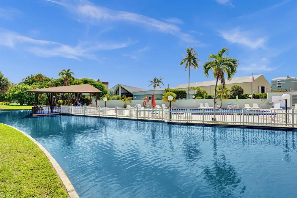 890 Federal Highway #410 Lantana, FL 33462