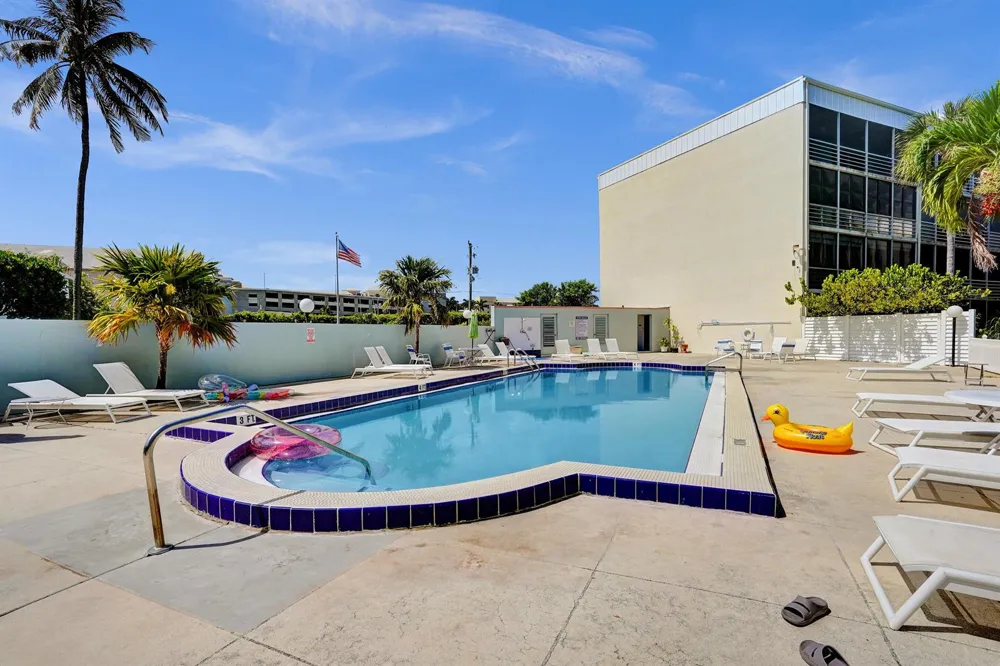 890 Federal Highway #410 Lantana, FL 33462