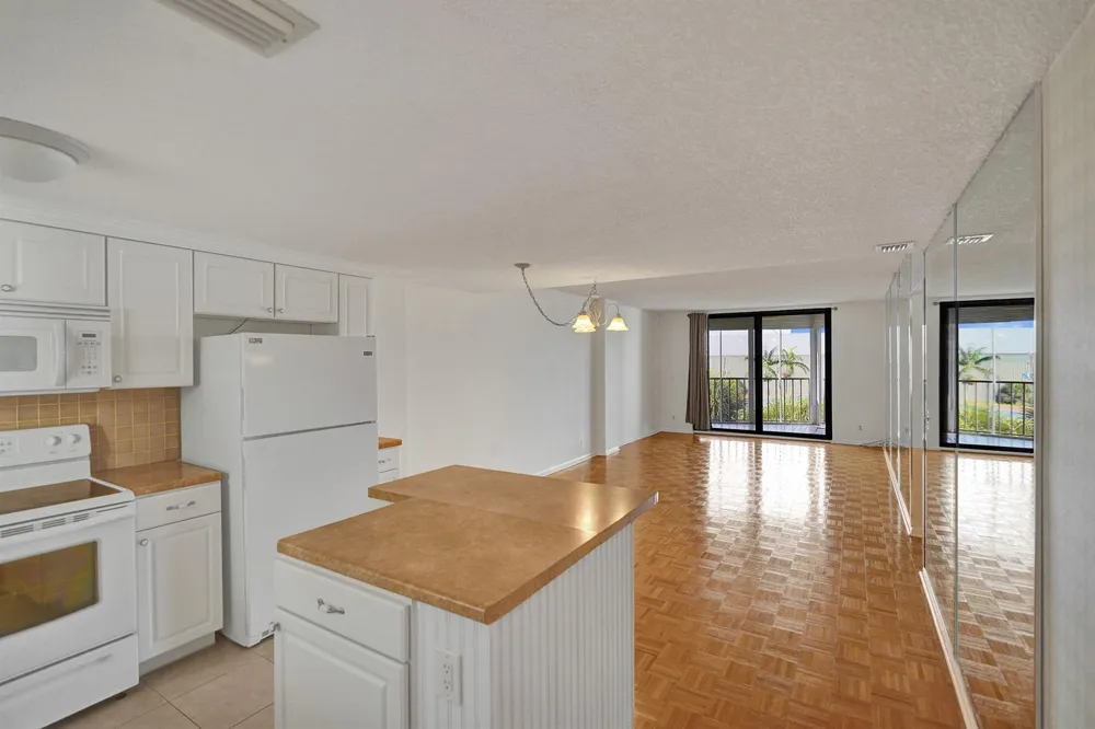 890 Federal Highway #410 Lantana, FL 33462