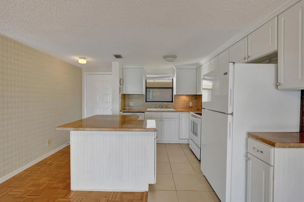 890 Federal Highway #410 Lantana, FL 33462