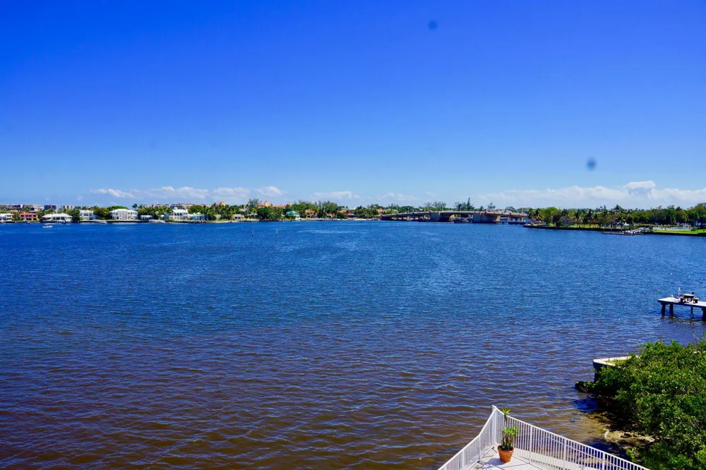 301 Croton Avenue #406 Lantana, FL 33462