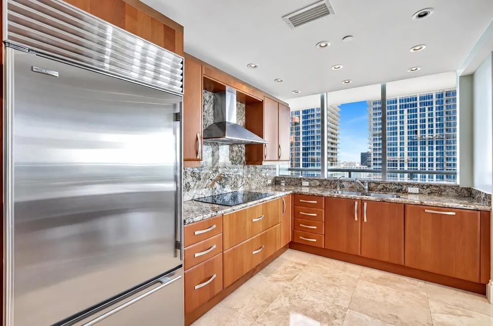 1 Fort Lauderdale Beach Boulevard #1801 / 1808 Fort Lauderdale, FL 33304