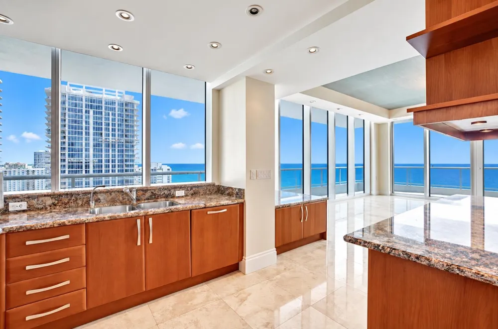 1 Fort Lauderdale Beach Boulevard #1801 / 1808 Fort Lauderdale, FL 33304