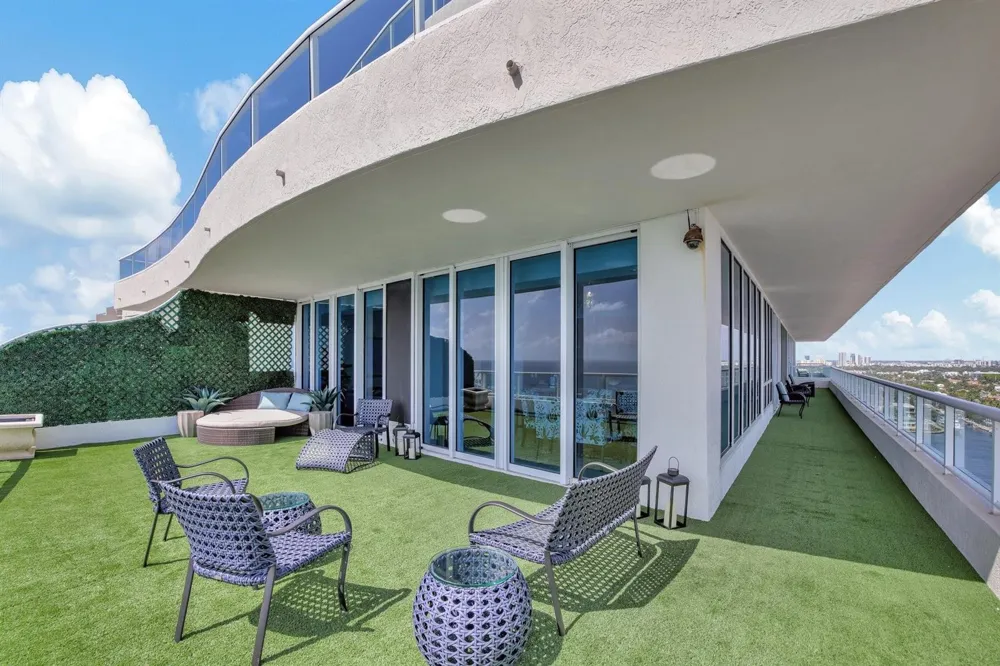 1 Fort Lauderdale Beach Boulevard #1801 / 1808 Fort Lauderdale, FL 33304