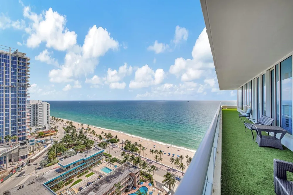 1 Fort Lauderdale Beach Boulevard #1801 / 1808 Fort Lauderdale, FL 33304
