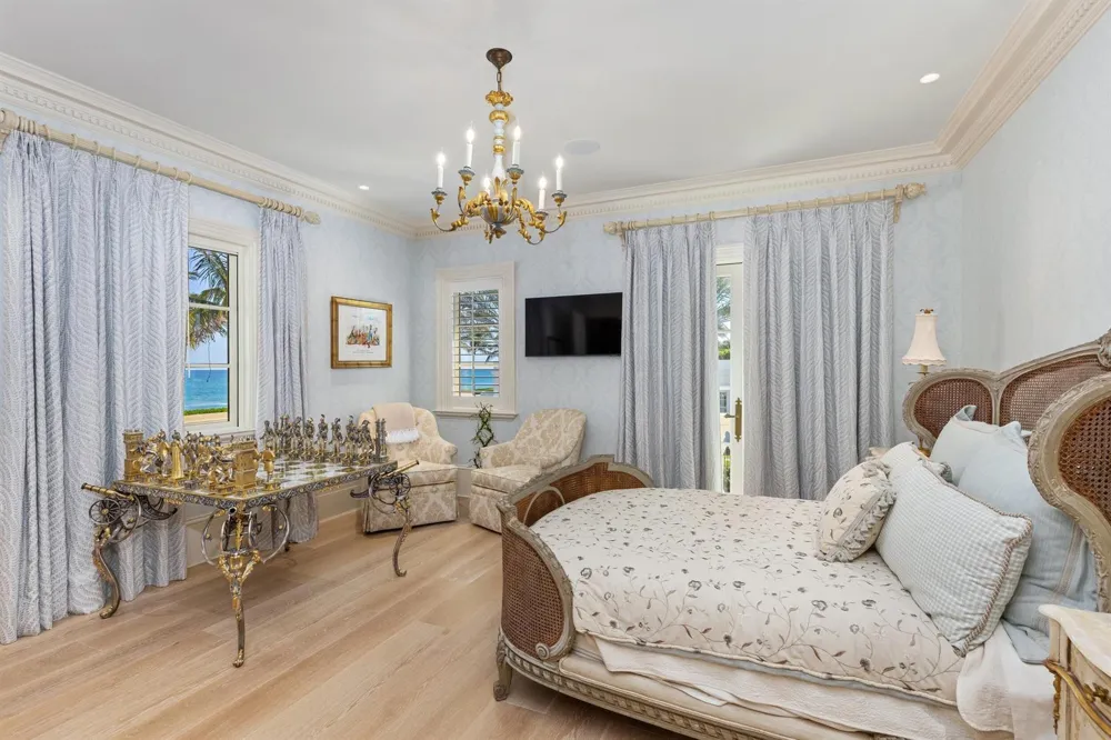 1620 S Ocean Boulevard Palm Beach, FL 33480