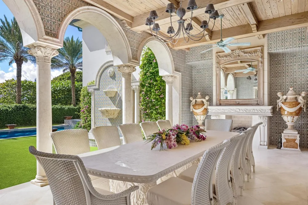 1620 S Ocean Boulevard Palm Beach, FL 33480