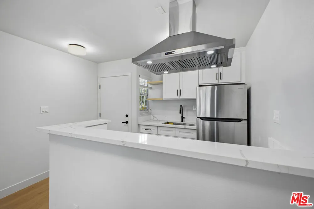1701 Westmoreland Boulevard #11 Los Angeles, CA 90006