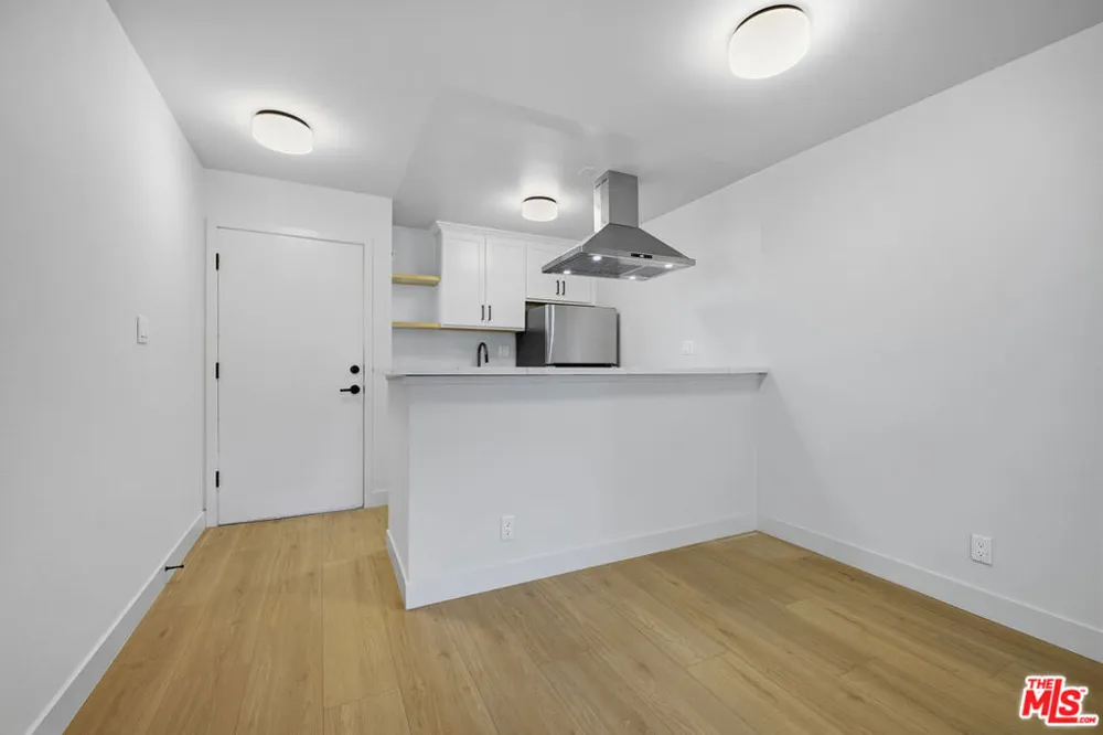 1701 Westmoreland Boulevard #11 Los Angeles, CA 90006