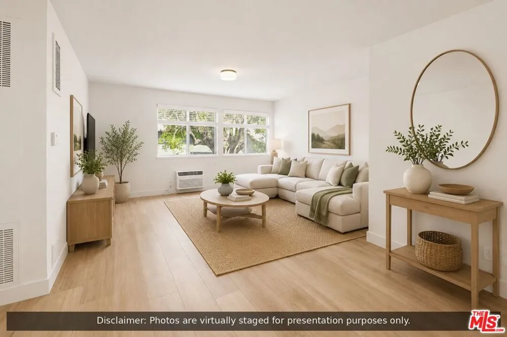 1701 Westmoreland Boulevard #11 Los Angeles, CA 90006