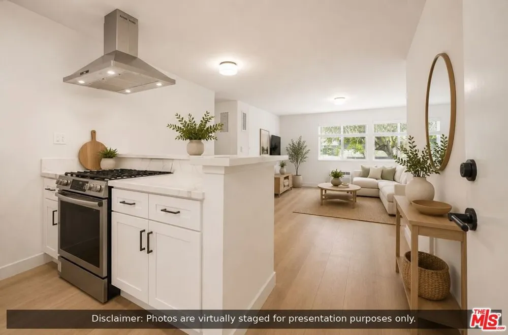 1701 Westmoreland Boulevard #11 Los Angeles, CA 90006