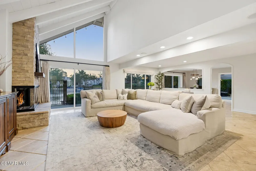 1283 Westwind Circle Westlake Village, CA 91361