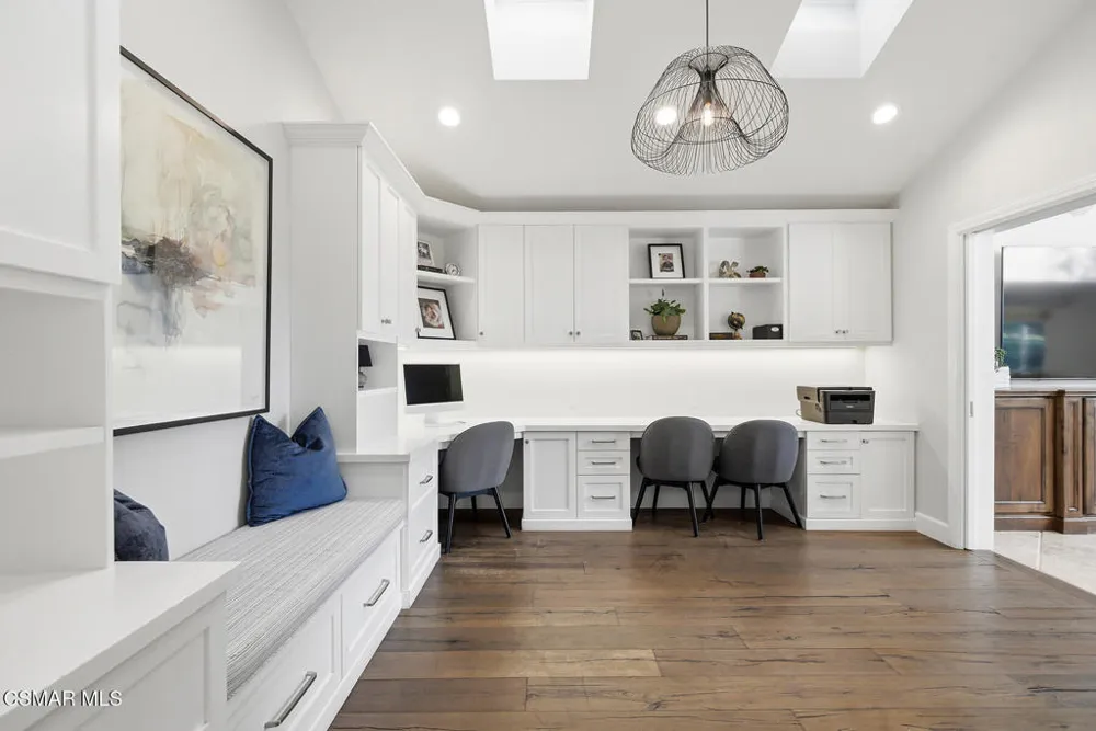 1283 Westwind Circle Westlake Village, CA 91361