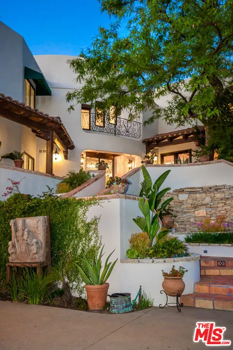 31341 Mulholland Highway Malibu, CA 90265