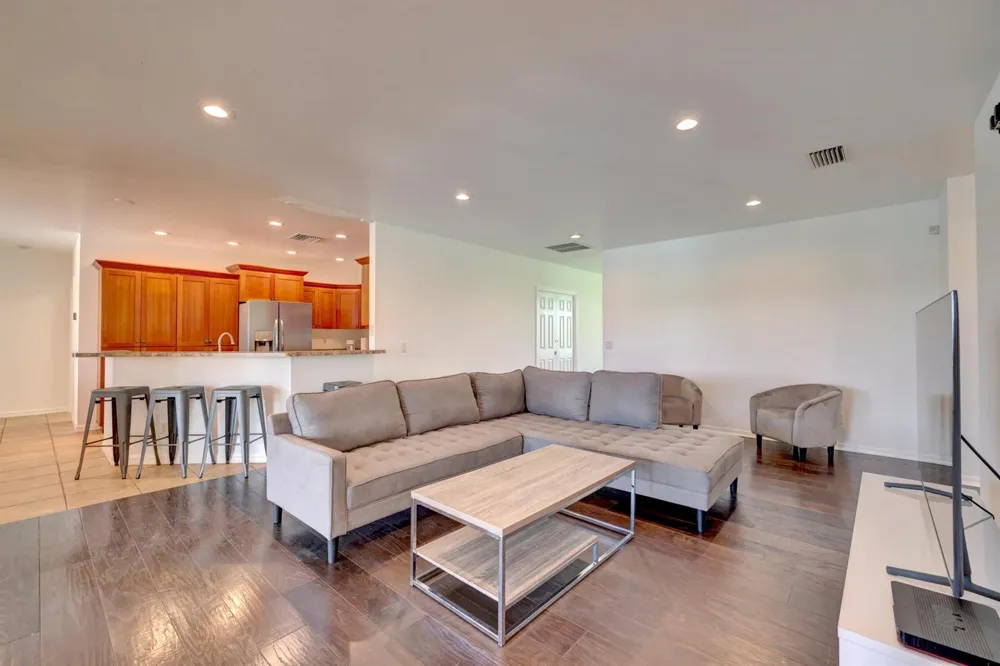 2700 S Header Canal Road Fort Pierce, FL 34945