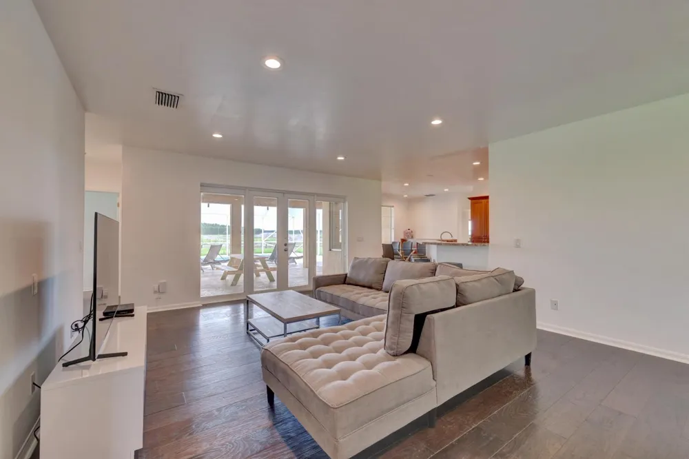 2700 S Header Canal Road Fort Pierce, FL 34945