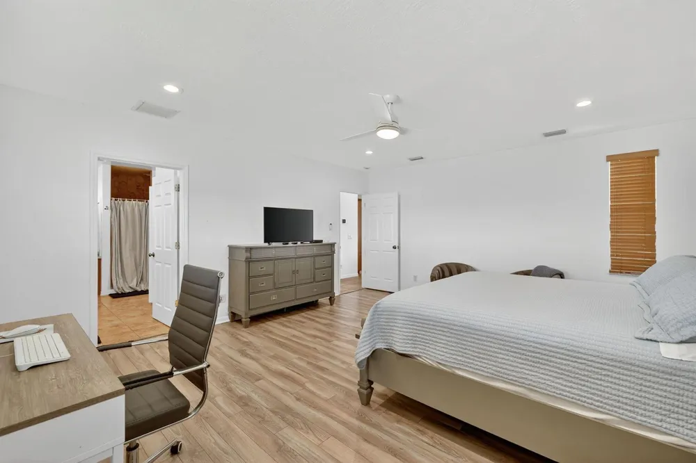 2700 S Header Canal Road Fort Pierce, FL 34945