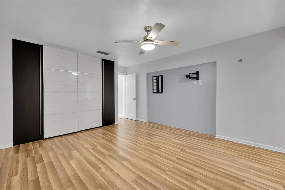 6501 NW 24th Court Sunrise, FL 33313