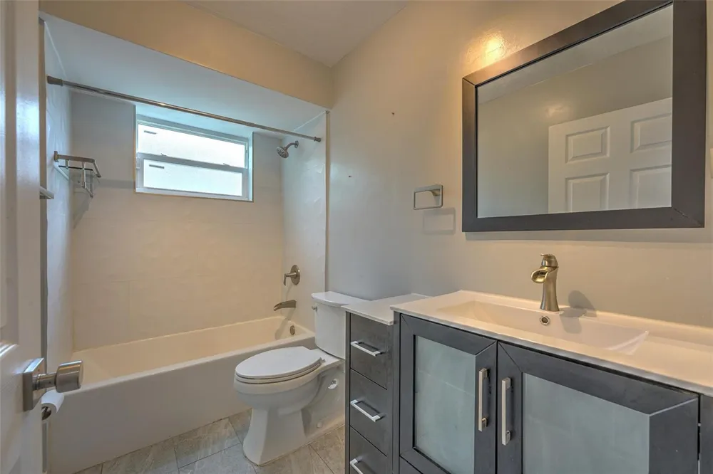 6501 NW 24th Court Sunrise, FL 33313