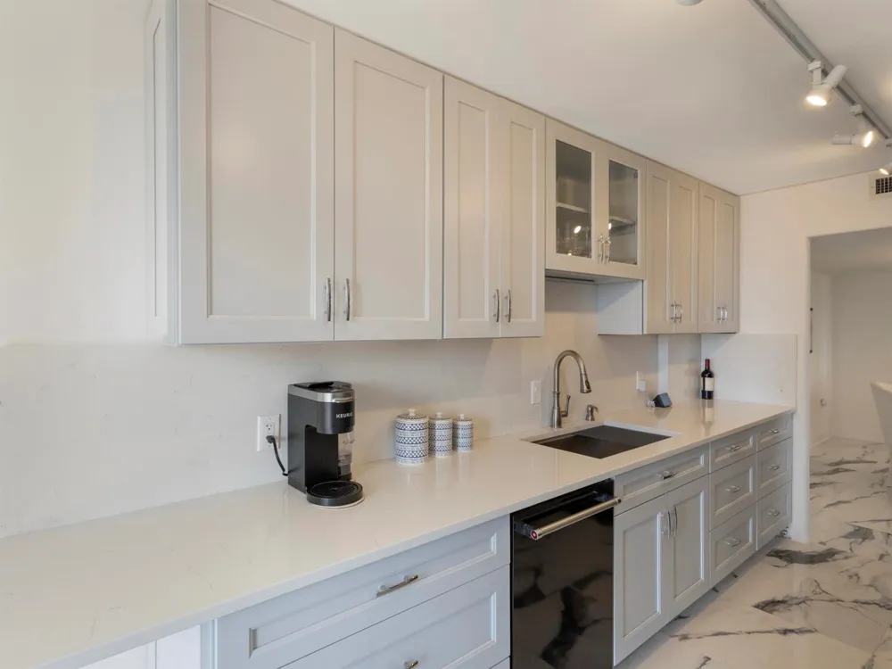 4200 Ocean Drive #2-301 Singer Island, FL 33404