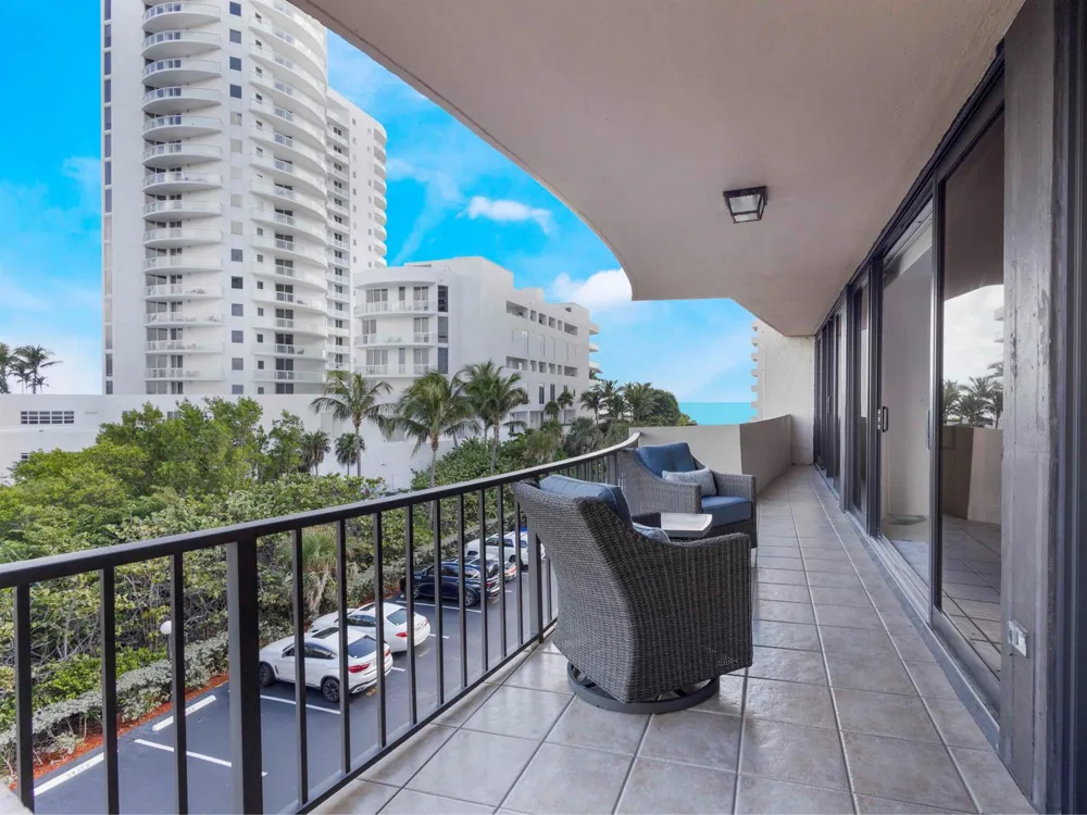 4200 Ocean Drive #2-301 Singer Island, FL 33404