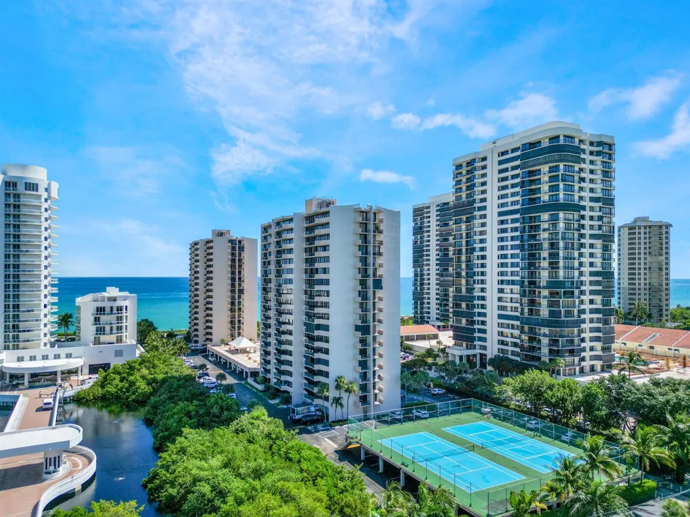 4200 Ocean Drive #2-301 Singer Island, FL 33404