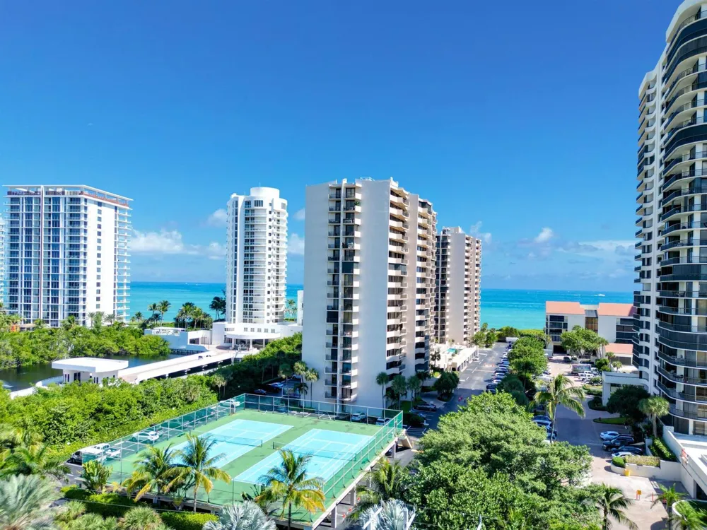 4200 Ocean Drive #2-301 Singer Island, FL 33404