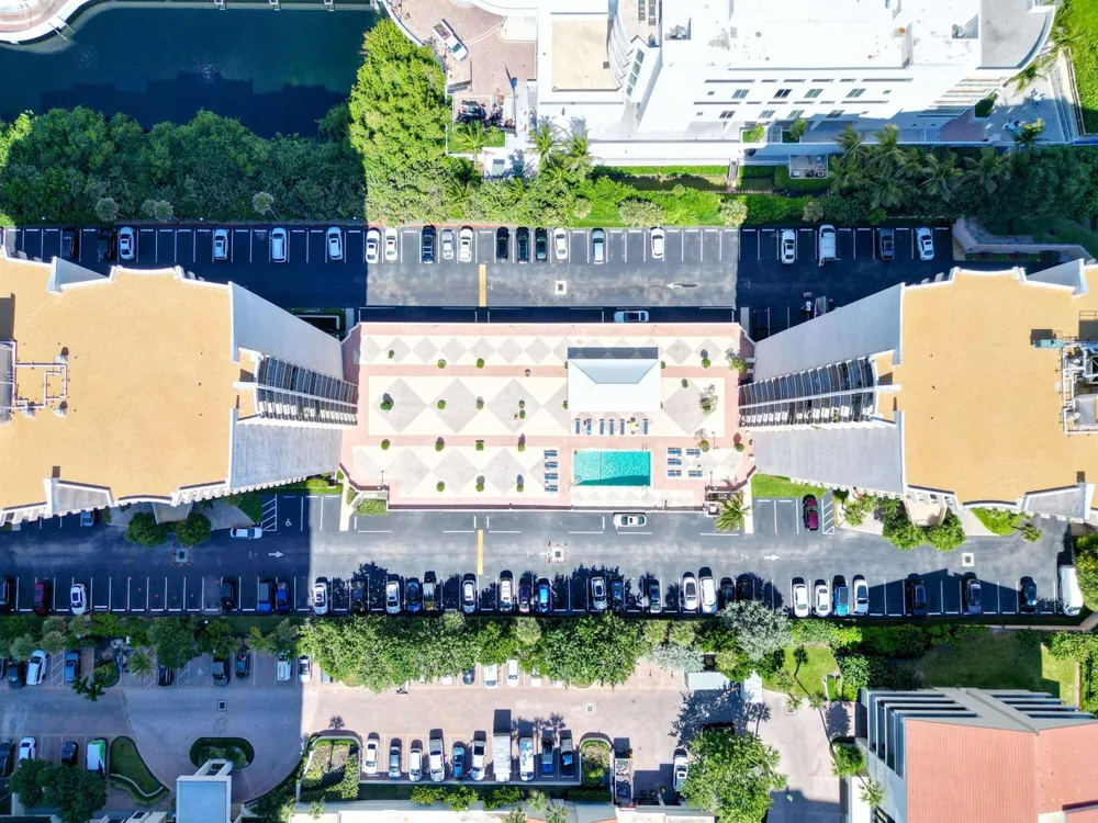 4200 Ocean Drive #2-301 Singer Island, FL 33404