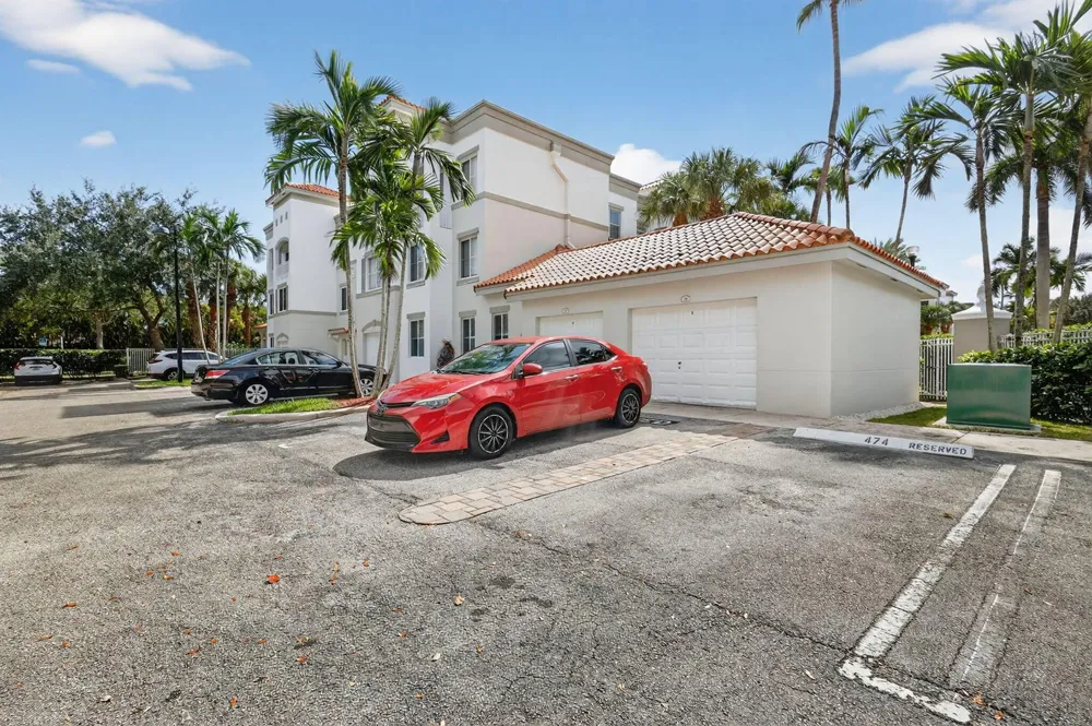 11011 Legacy Lane #105 Palm Beach Gardens, FL 33410