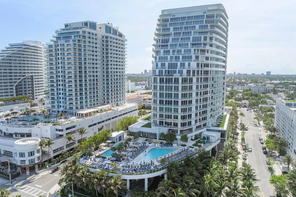 525 Fort Lauderdale Beach Boulevard #1801 Fort Lauderdale, FL 33304