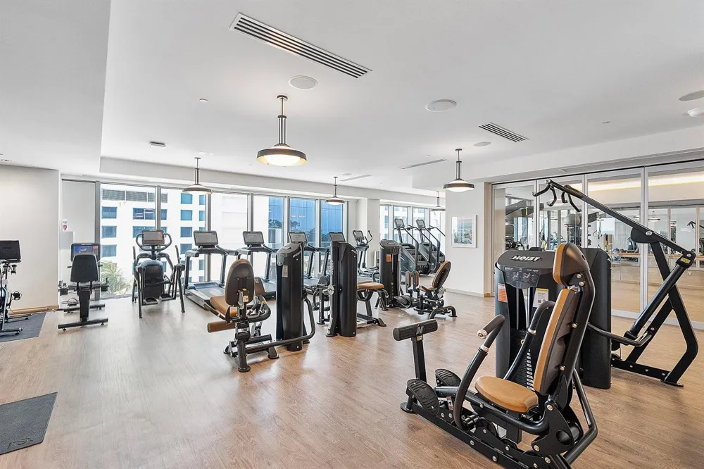 525 Fort Lauderdale Beach Boulevard #1801 Fort Lauderdale, FL 33304