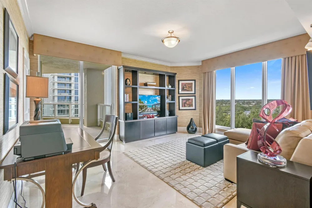 5050 Ocean Drive #703 Singer Island, FL 33404