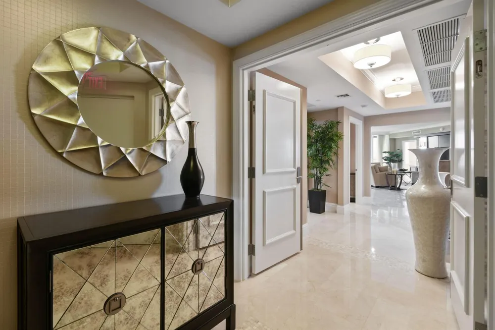5050 Ocean Drive #703 Singer Island, FL 33404