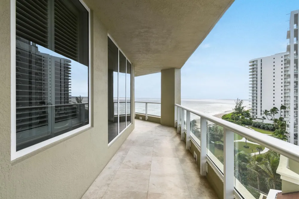 5050 Ocean Drive #703 Singer Island, FL 33404