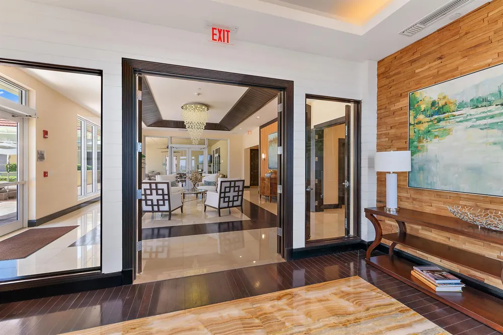 5050 Ocean Drive #703 Singer Island, FL 33404