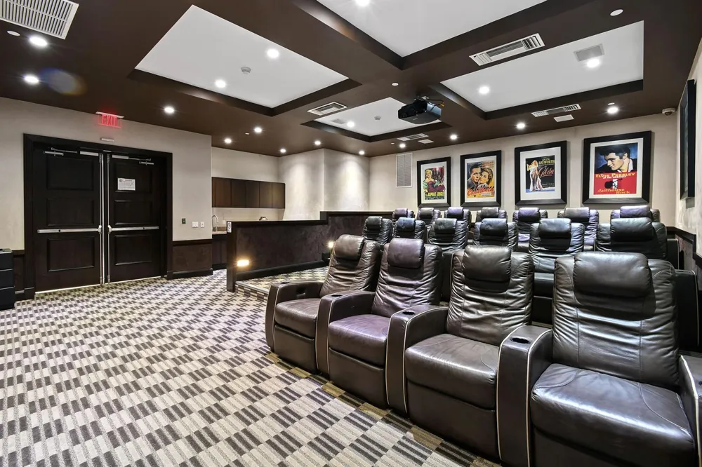 5050 Ocean Drive #703 Singer Island, FL 33404